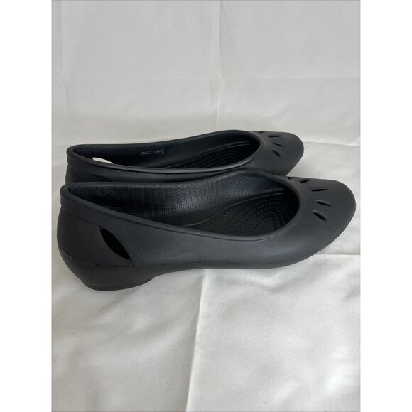 Crocs Womens Black Sienna Flats  Lightweight & Water-Resistant  Size 6 - Picture 4 of 8
